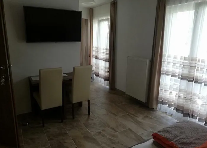 בית הארחה Haus Alexis 3*