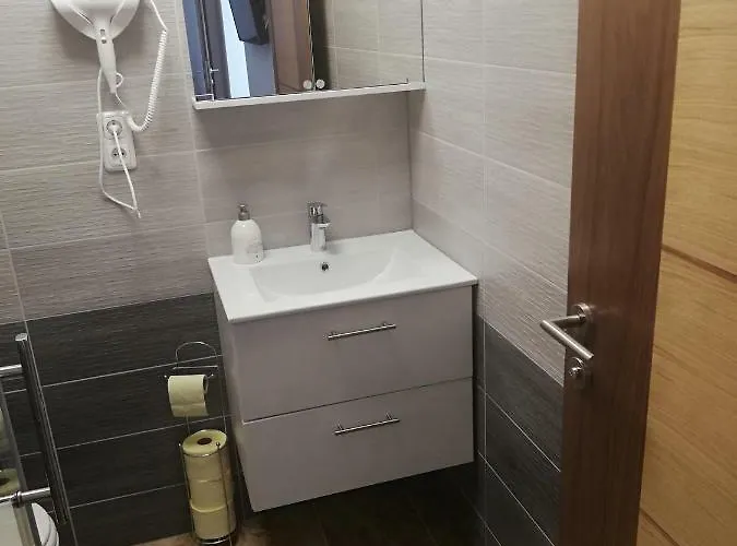 Haus Alexis 3* פאק אם סי