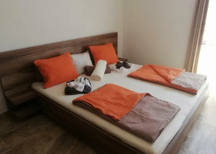 בית הארחה Haus Alexis 3*