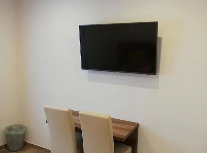 Haus Alexis 3* פאק אם סי